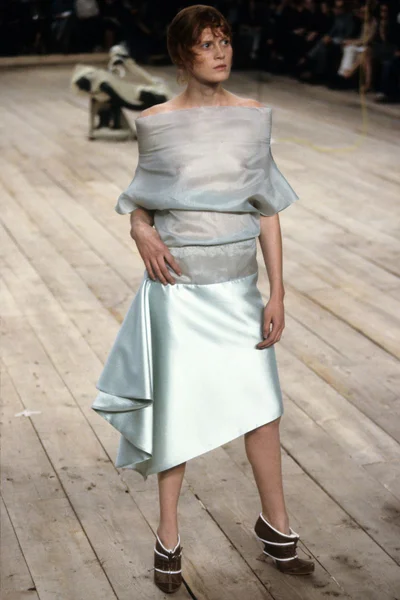 Look 27